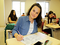 ATAŞEHİR BELEDİYESİ 600 GENCİ ÜNİVERSİTEYE HAZIRLIYOR