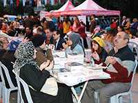 İÇERENKÖY’DE 2 BİN KİŞİ TOPLU İFTARDA BULUŞTULAR