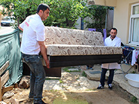 ATAŞEHİR BELEDİYESİ ALAN VE VEREN ELLERİ BULUŞTURUYOR