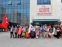 ATAŞEHİR’DE DÜNYA DANS GÜNÜ ŞOV