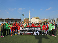 ATAŞEHİR BELEDİYESPOR KADIN FUTBOL TAKIMI “KADINA YÖNELİK ŞİDDETE” HAYIR DEDİ