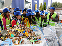 ATAŞEHİRLİ ÖĞRENCİLER GERİ DÖNÜŞÜMÜ YERİNDE İNCELEDİ