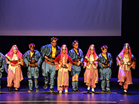 ENGELLİ ÖĞRENCİLERİN GÖSTERİLERİ AYAKTA ALKIŞLANDI
