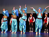 MİNİKLERİN YIL SONU GÖSTERİSİ GÖZ KAMAŞTIRDI