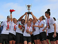 ŞAMPİYON ATAŞEHİR BELEDİYESPOR KUPASINI KAVUŞTU