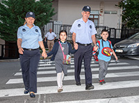 OKUL ÖNLERİNDE TRAFİK ÖNLEMLERİ ALINDI
