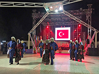 ATAŞEHİR HALK DANSLARI TOPLULUĞUNA BİR ÖDÜL