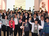ATAŞEHİR BELEDİYESİ SATRANÇ ŞAMPİYONLARINI ÖDÜLLENDİRDİ