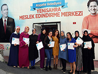 “BİLİNÇLİ ANNE OLMAYI BU EĞİTİM SAYESİNDE ÖĞRENDİM”