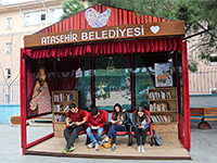 ATAŞEHİR “SOKAKTA KİTAP” UYGULAMASI BAŞLATTI
