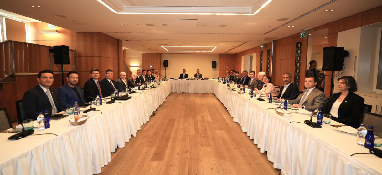 İSTANBUL İÇİN 26 İLÇE BELEDİYE BAŞKANI BİR ARADA